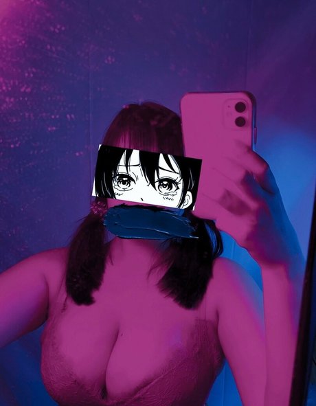 Naken läckt OnlyFans-bild av Ursushix