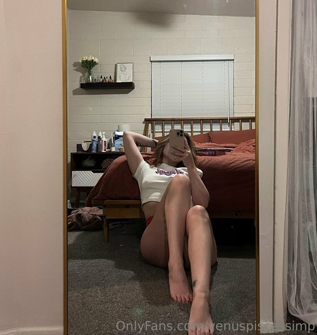 Обнаженная фотография утечки OnlyFans от Venuspiscessimp