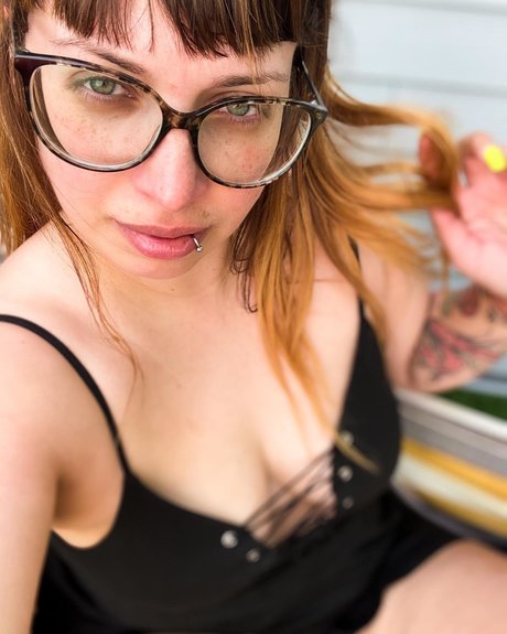 Foto di nudo di fuga di OnlyFans di Ibiche