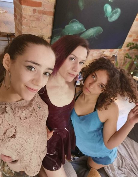 OnlyFans-model Miss Flora Femdom