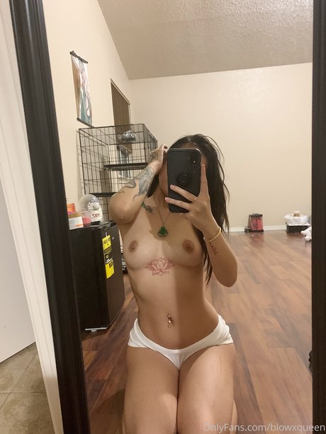 Alasti lekkinud OnlyFans-i pilt Blowxqueen