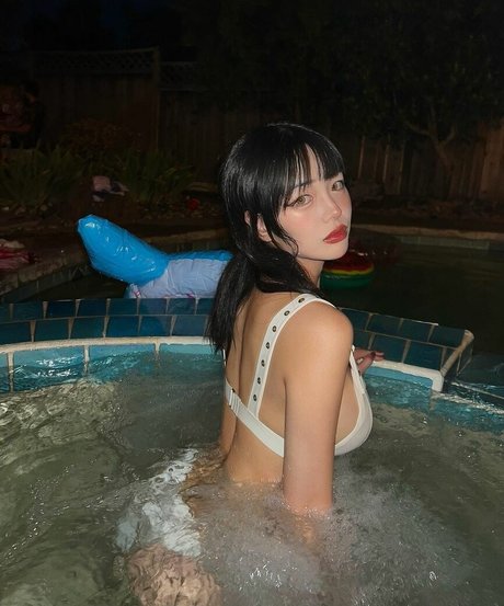 Обнаженная фотография утечки OnlyFans от Eromei