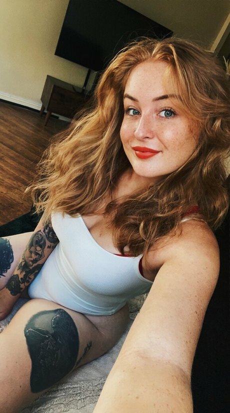 Naken lekkede OnlyFans-bilde av Littleredx