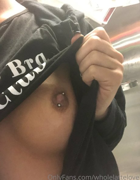 Alasti lekkinud OnlyFans-i pilt Alicia Costello