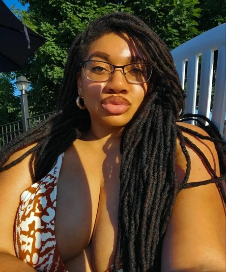 Photo nue de fuite OnlyFans de Locked Honey Princess