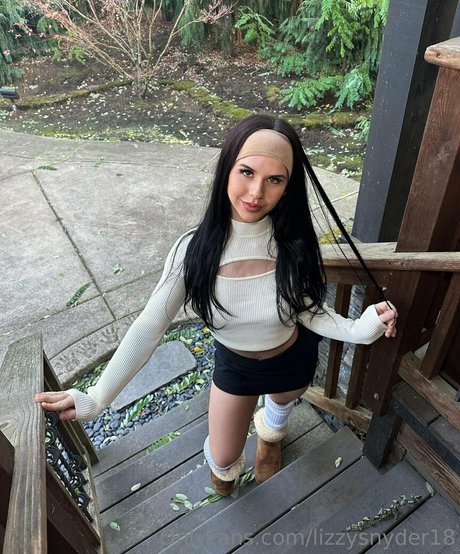 Lizzysnyder18 naked leaks OnlyFans pic