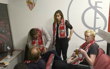 Nacktes geleaktes OnlyFans-Foto von Emilia Clarke