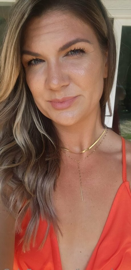 Alasti lekkinud OnlyFans-i pilt Jennyshay