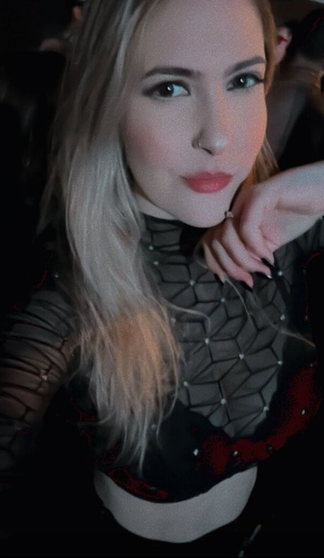 Nahá fotka uniklých OnlyFans od Natacha Fanganiello