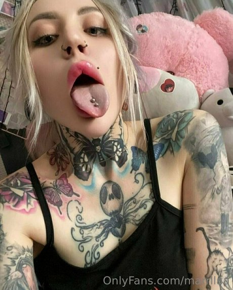 Naken lekkede OnlyFans-bilde av Marrllaa