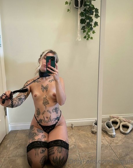 OnlyFans-model Bugurl