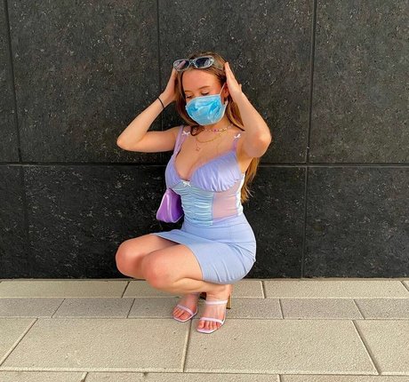 Foto di nudo di fuga di OnlyFans di Emily Kyte