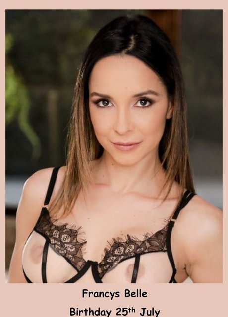Nahá fotka uniklých OnlyFans od Francys Belle