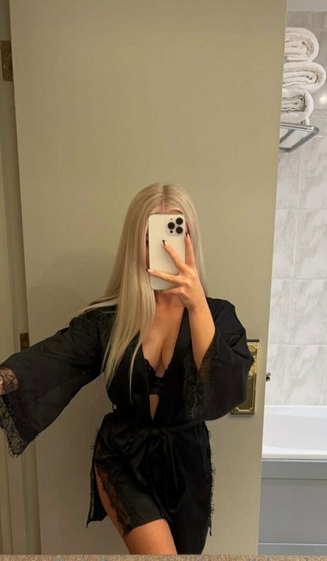 OnlyFans-model Smalblonde