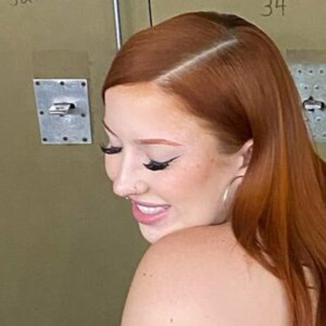 Foto di nudo di fuga di OnlyFans di Yourloverjuicy