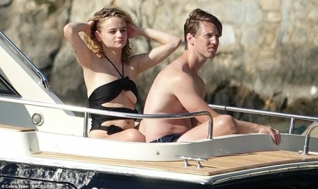 Joey King OnlyFansリークヌード写真