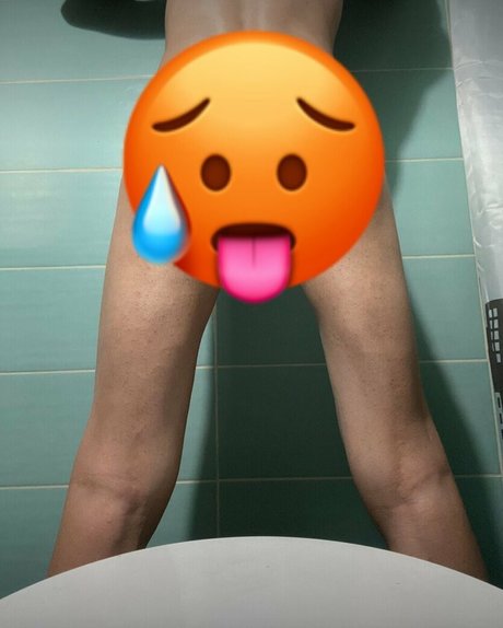 Naakte gelekte OnlyFans-foto van Slimboygr