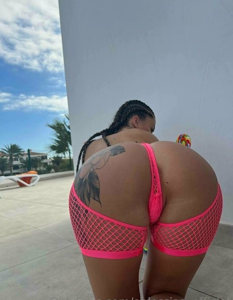 Foto di nudo di fuga di OnlyFans di Aalessiaaofficial