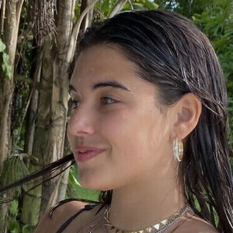 Alasti lekkinud OnlyFans-i pilt Mia Valdes