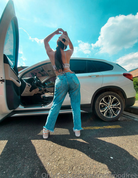 Nacktes geleaktes OnlyFans-Foto von Mymelwoodfree