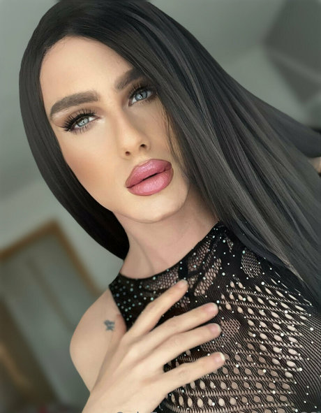 Paula Monroe OnlyFansリークヌード写真