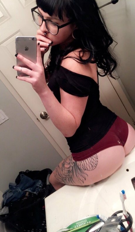 Photo nue de fuite OnlyFans de Baeporeon