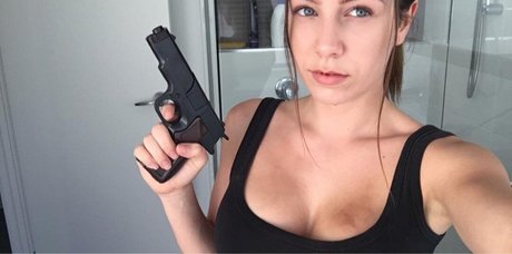 Naken läckt OnlyFans-bild av Paladinamber