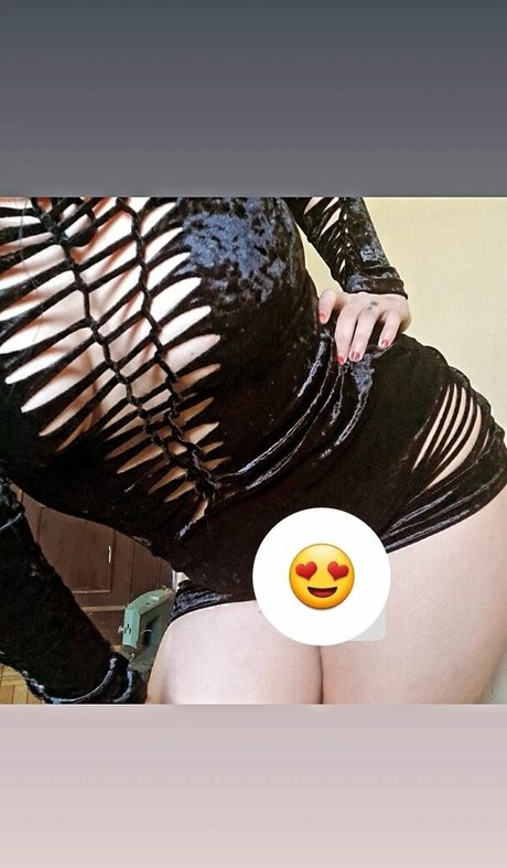 Naken lekkede OnlyFans-bilde av Ellensstreets