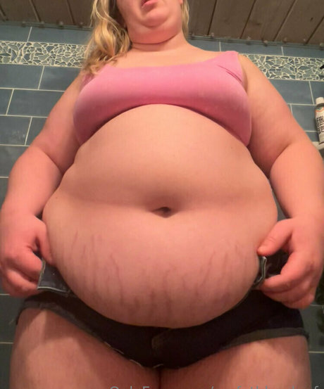 Foto di nudo di fuga di OnlyFans di Myfatblondegf