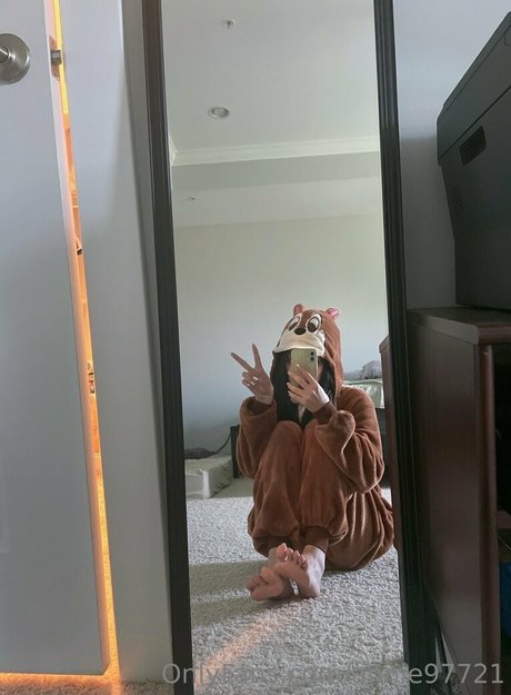 Alasti lekkinud OnlyFans-i pilt Annie97721