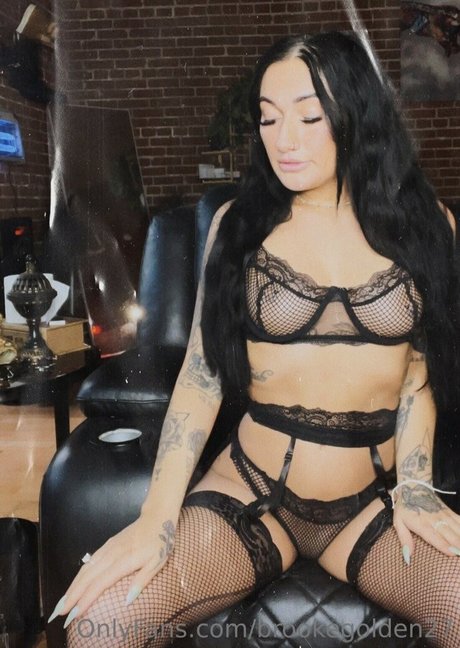 Nacktes geleaktes OnlyFans-Foto von Brooke Golden