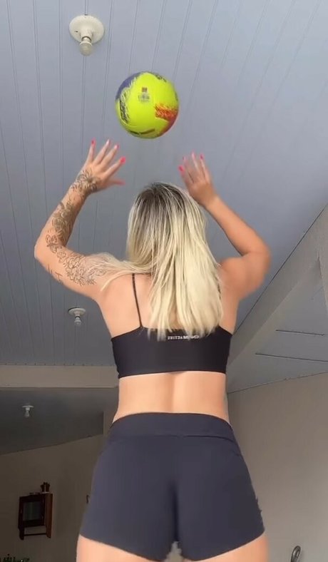 Foto di nudo di fuga di OnlyFans di Gabi Gagliassi