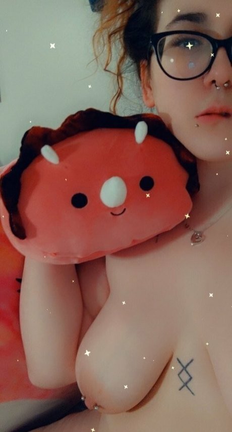 Naken läckt OnlyFans-bild av Irisnikole