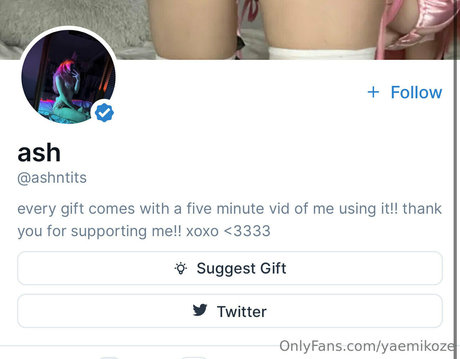 Nacktes geleaktes OnlyFans-Foto von Yaemikoze