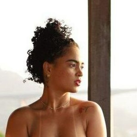 Foto di nudo di fuga di OnlyFans di Erica Moraes