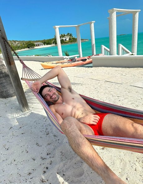 Naken lekkede OnlyFans-bilde av Wyattcushman