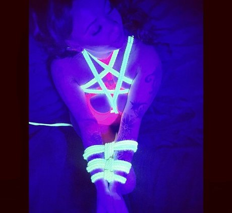 Alasti lekkinud OnlyFans-i pilt Kittyxxxglitter