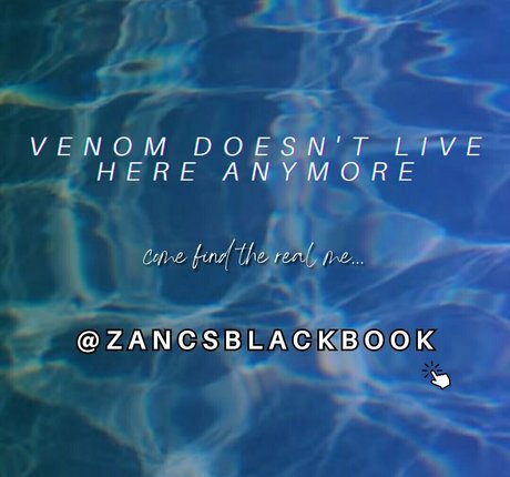 Naakte gelekte OnlyFans-foto van Sweetvenom