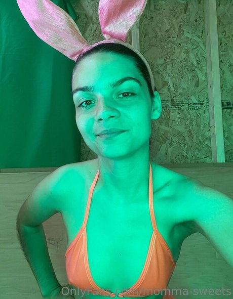 Nahá fotka uniklých OnlyFans od Mommasweets