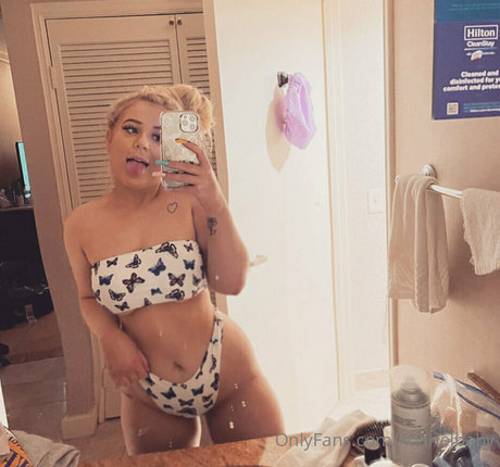 Naken lekkede OnlyFans-bilde av Xobabyyy1