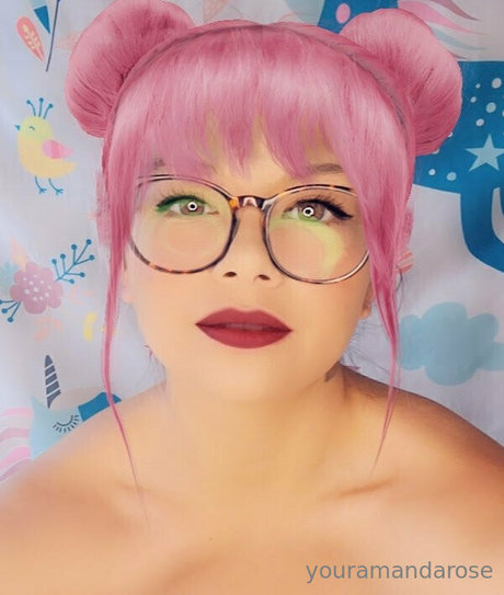 Naakte gelekte OnlyFans-foto van Youramandarose