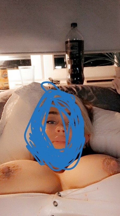 Bigtittyamblis OnlyFansリークヌード写真