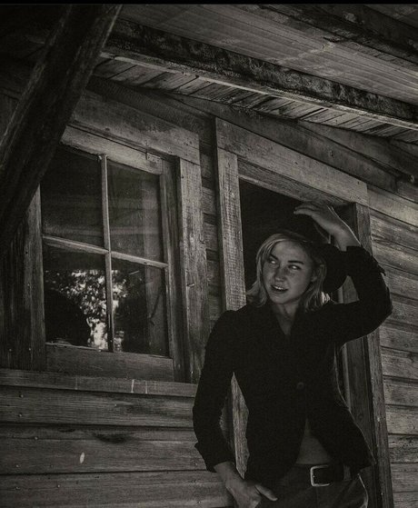 Обнаженная фотография утечки OnlyFans от Nicole Coenen