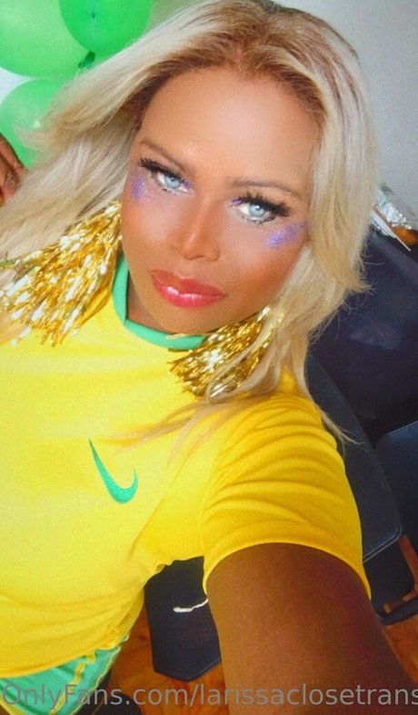 Foto desnuda filtrada de OnlyFans de Larissa Close