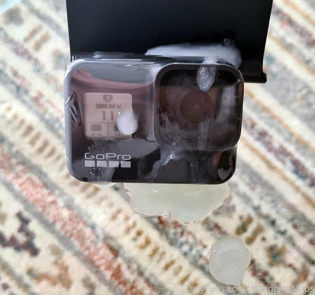 OnlyFans-model Alatingiantclips