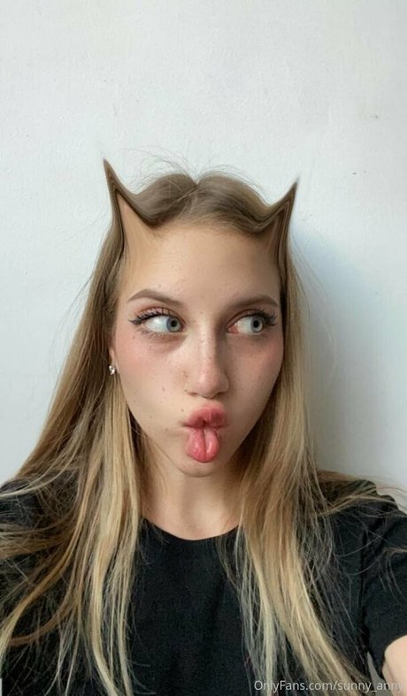 Foto desnuda filtrada de OnlyFans de Sunnyanny