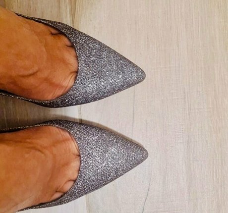 Foto desnuda filtrada de OnlyFans de Adelaidesportsfeet