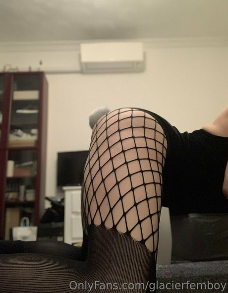 Nacktes geleaktes OnlyFans-Foto von Glacierfemboy