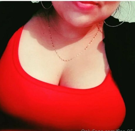 Nahá fotka uniklých OnlyFans od Flor95