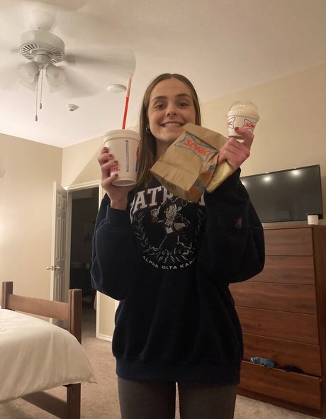 Nacktes geleaktes OnlyFans-Foto von Lauren Mae